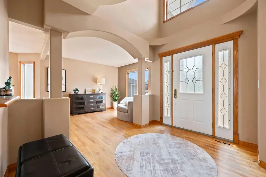360 Hidden Ranch Circle NW Calgary AB T3A 5R3