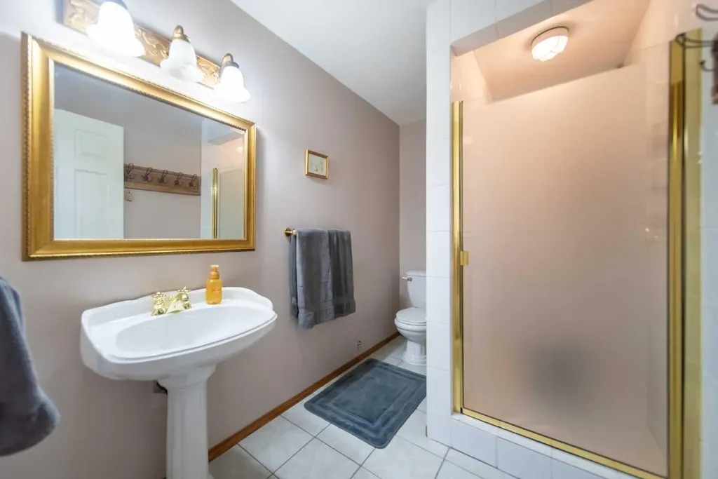 360 Hidden Ranch Circle NW Calgary AB T3A 5R3