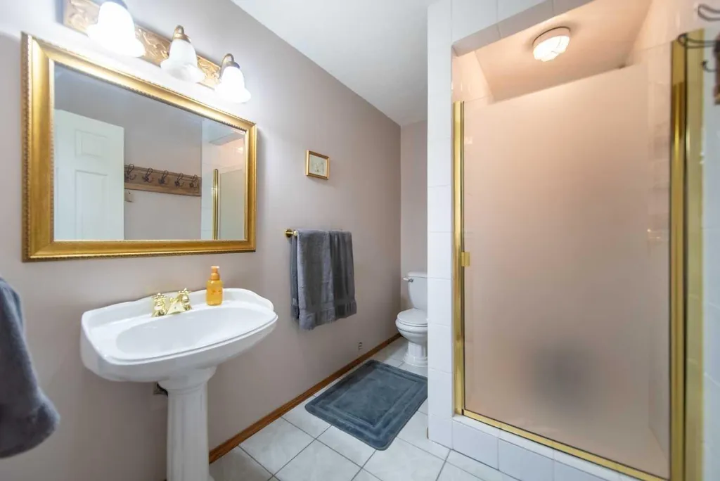 360 Hidden Ranch Circle NW Calgary AB T3A 5R3