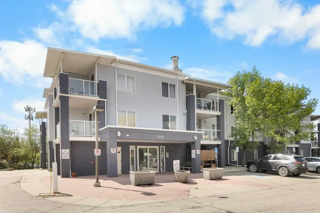 2280 68 Street NE Calgary AB T1Y 7M1