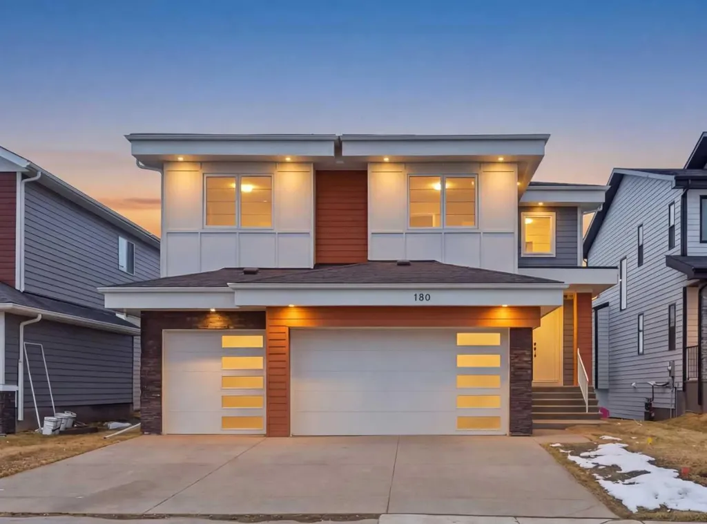 180 South Shore Chestermere AB T1X 2Y3