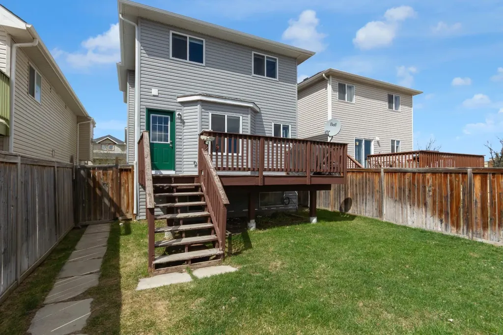 19 Bridleglen Road SW Calgary AB T2Y 4H1