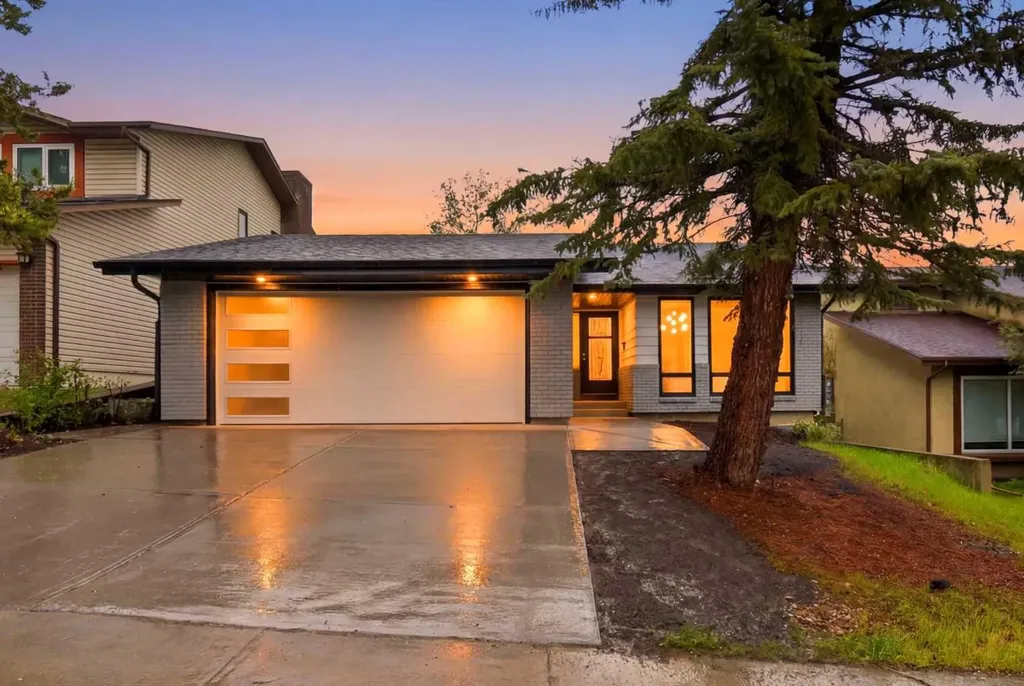 300 Edgehill Drive NW Calgary AB t3a2S3
