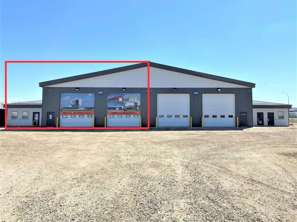 9521 78 Avenue Clairmont AB T0H 0W0