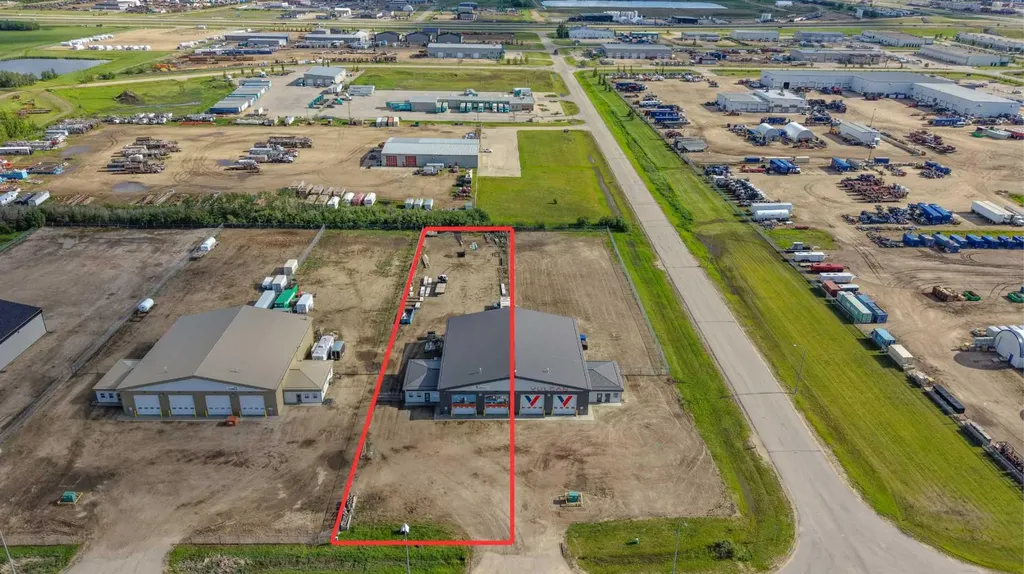 9521 78 Avenue Clairmont AB T0H 0W0