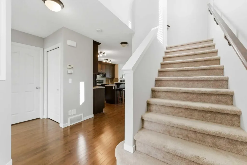 186 Cranberry Place SE Calgary AB T3M 0G8