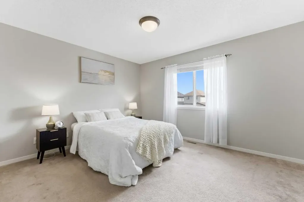 186 Cranberry Place SE Calgary AB T3M 0G8