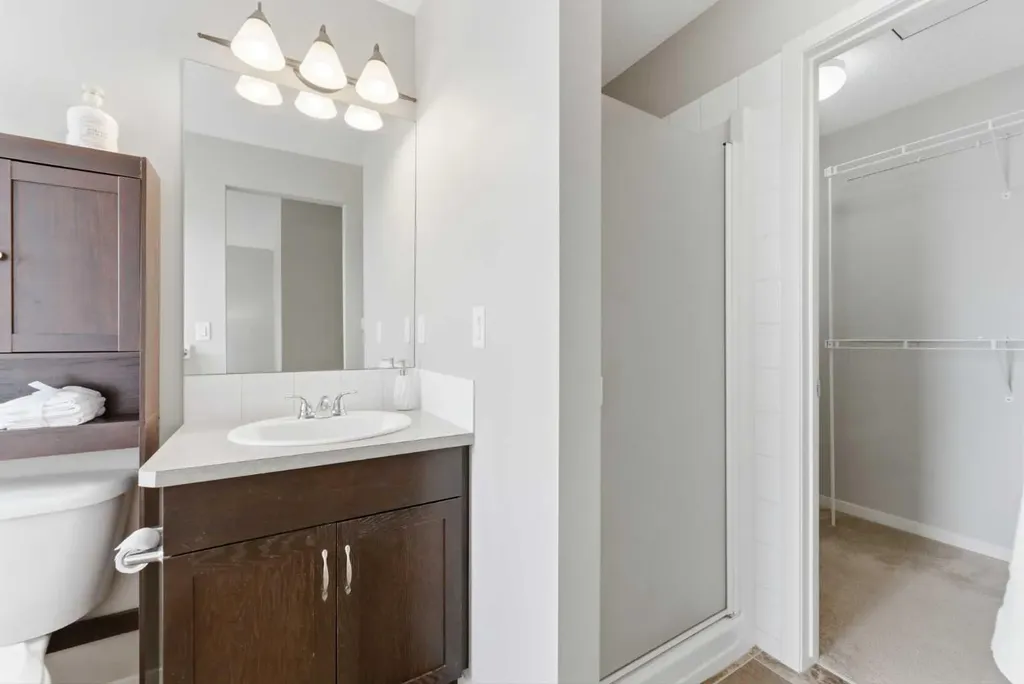 186 Cranberry Place SE Calgary AB T3M 0G8