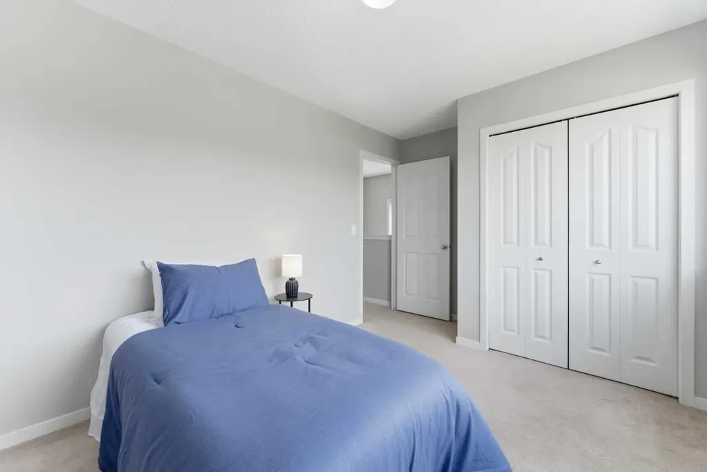 186 Cranberry Place SE Calgary AB T3M 0G8