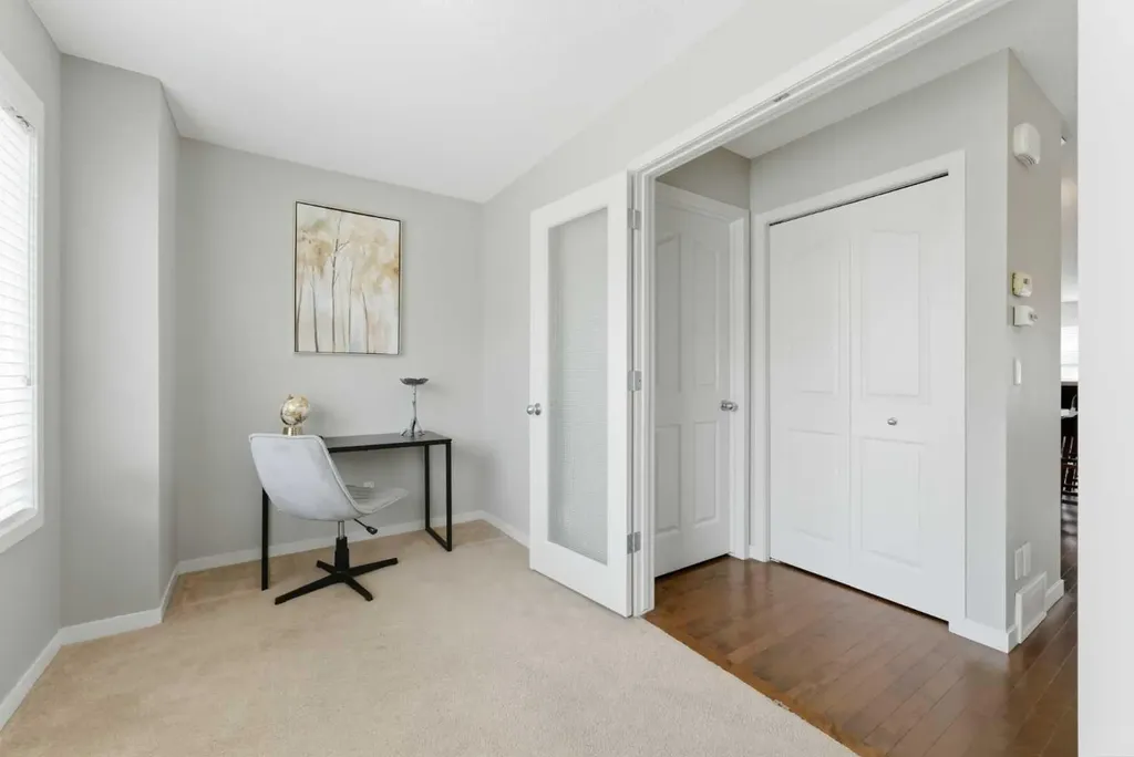 186 Cranberry Place SE Calgary AB T3M 0G8