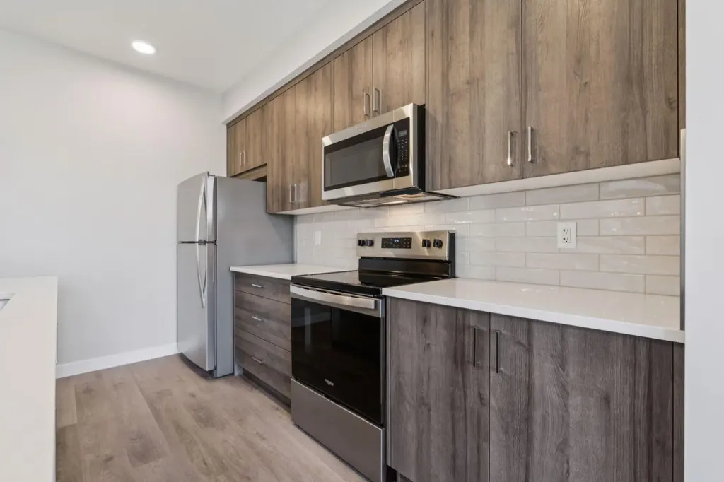 700 Shawnee Square SW Calgary AB T2Y 0Z6