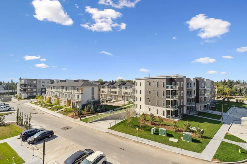 700 Shawnee Square SW Calgary AB T2Y 0Z6