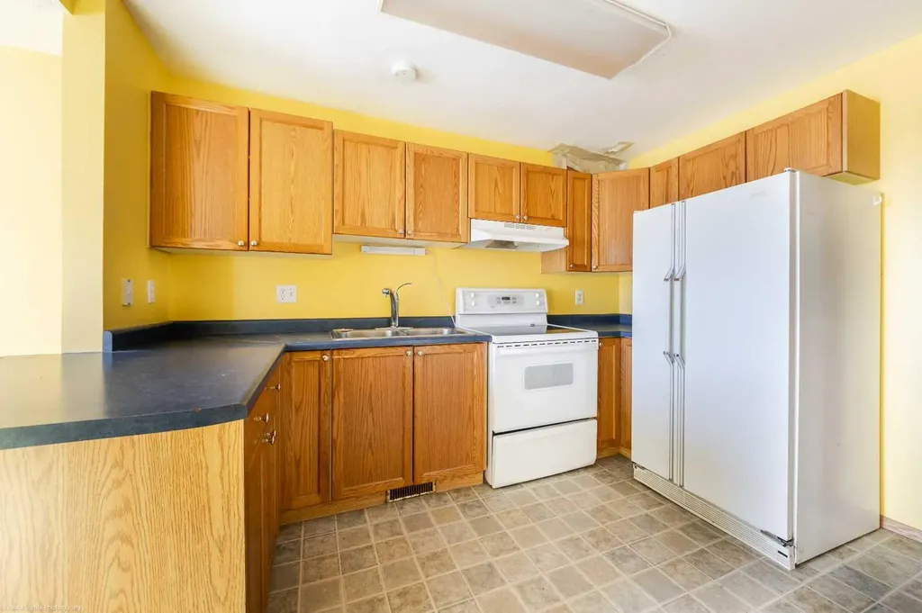 17 3 Avenue SE Marshall SK S0M 1R0
