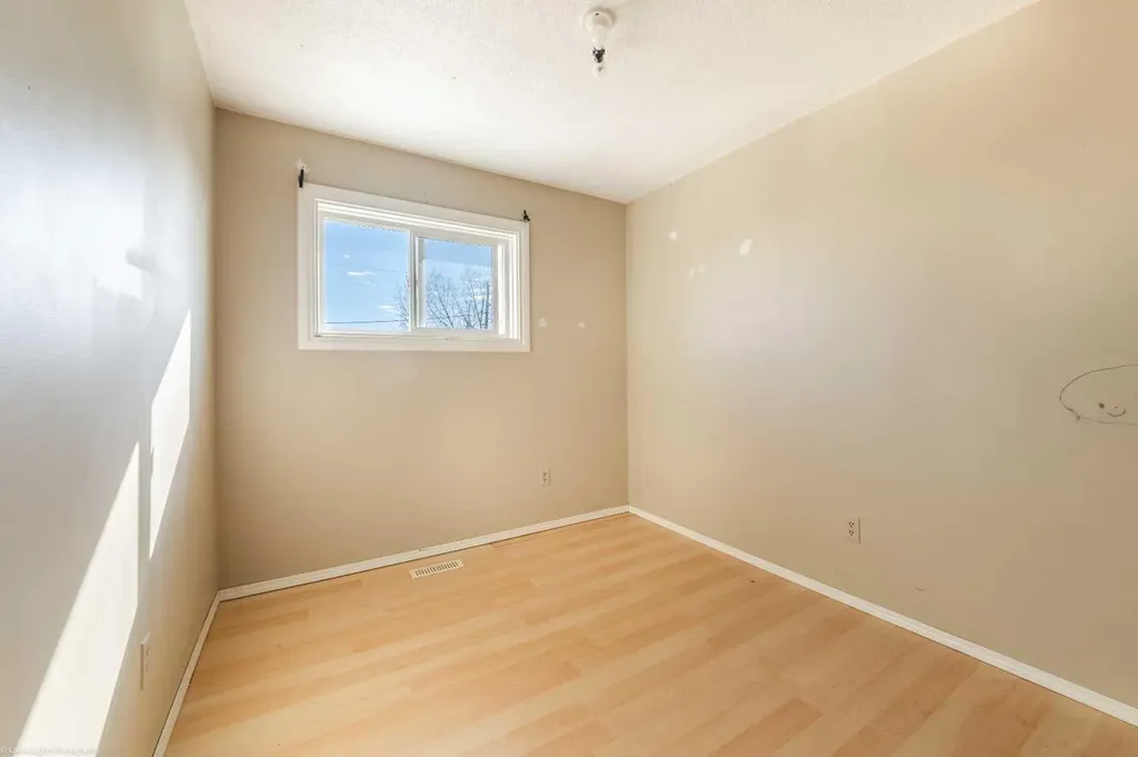 17 3 Avenue SE Marshall SK S0M 1R0