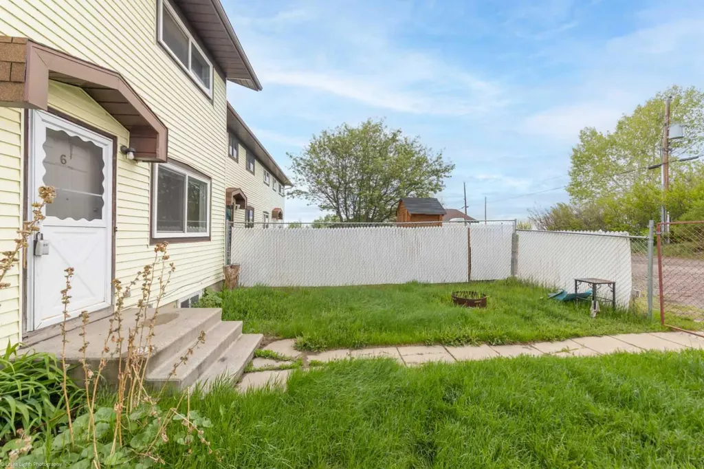 17 3 Avenue SE Marshall SK S0M 1R0