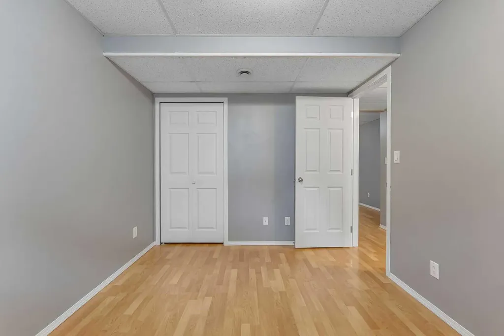 4 Stonegate Drive NW Airdrie AB T4B 2T2
