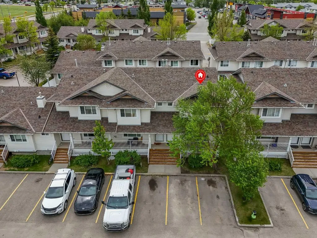 4 Stonegate Drive NW Airdrie AB T4B 2T2