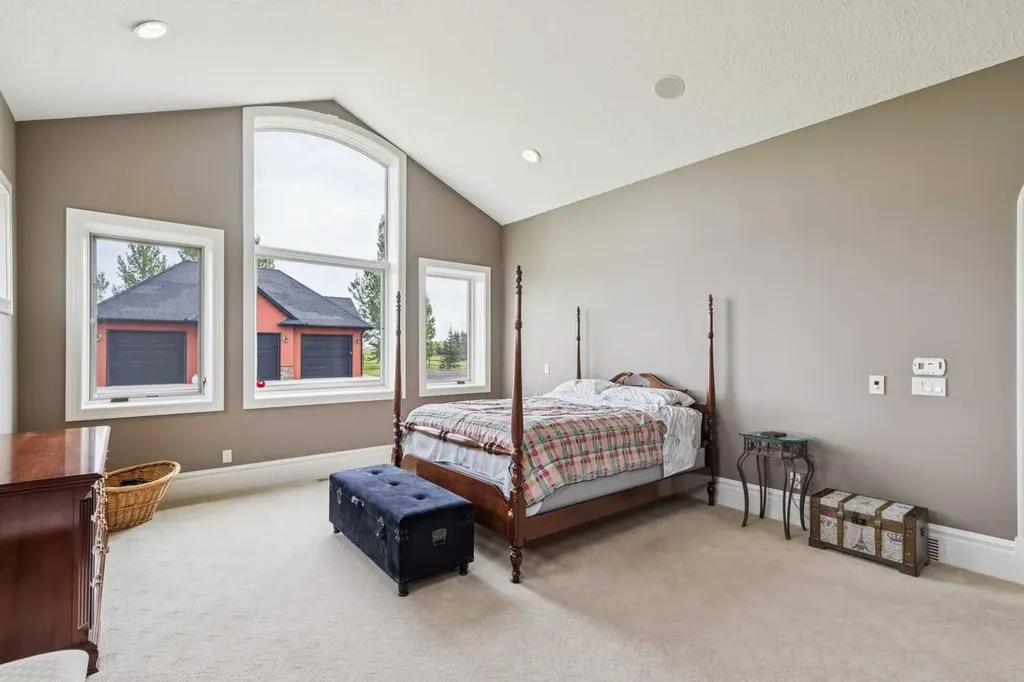 8 Shannon Loop Rural Foothills County AB T1S 5B3