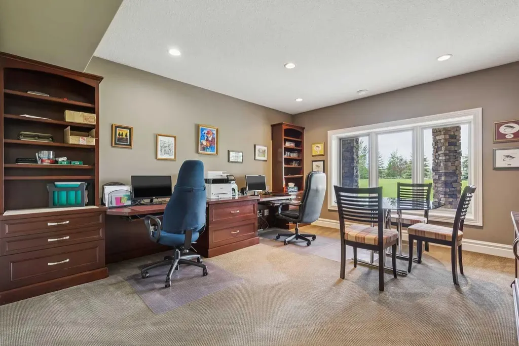 8 Shannon Loop Rural Foothills County AB T1S 5B3