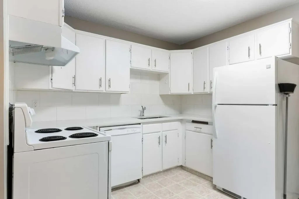 4001C 49 Street NW Calgary AB T3A 2C9