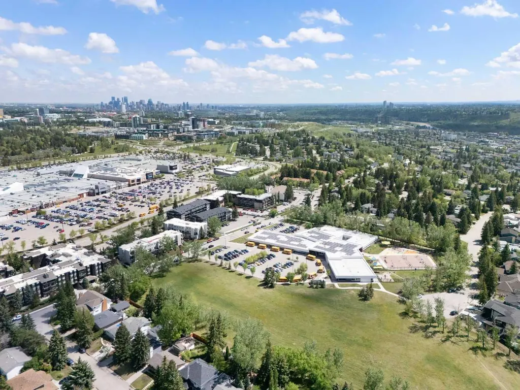4001C 49 Street NW Calgary AB T3A 2C9
