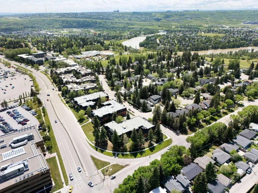 4001C 49 Street NW Calgary AB T3A 2C9