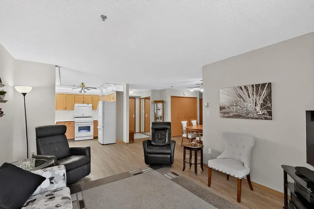 20 3 Street S Lethbridge AB T1J 4P1