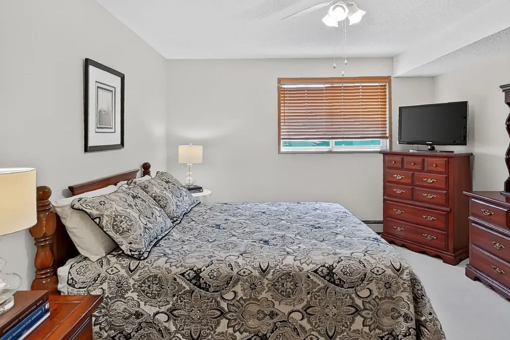 20 3 Street S Lethbridge AB T1J 4P1
