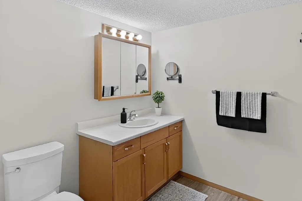 20 3 Street S Lethbridge AB T1J 4P1