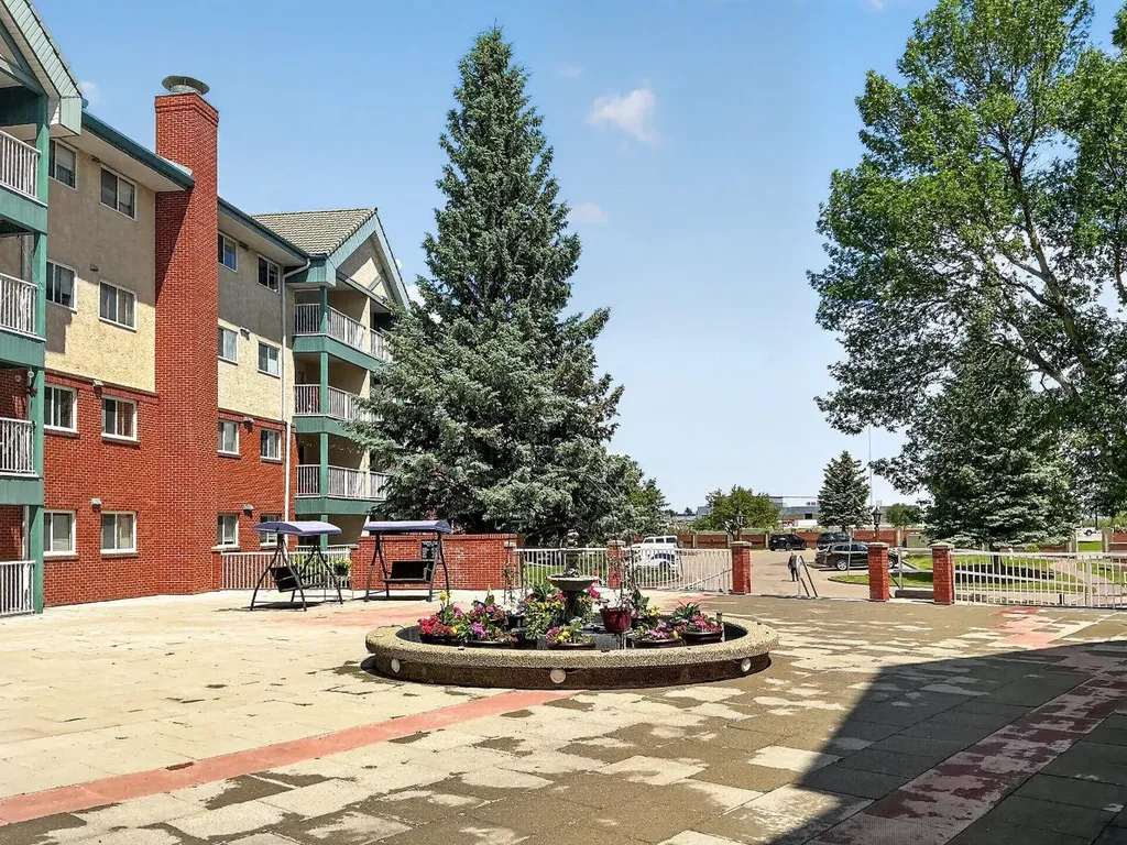 20 3 Street S Lethbridge AB T1J 4P1