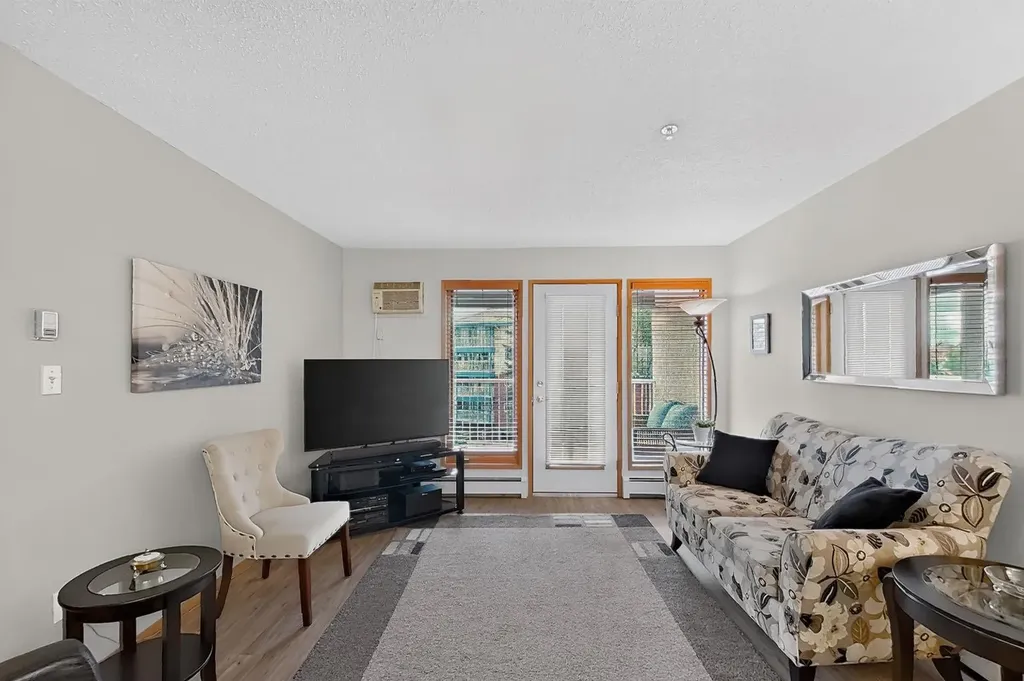 20 3 Street S Lethbridge AB T1J 4P1