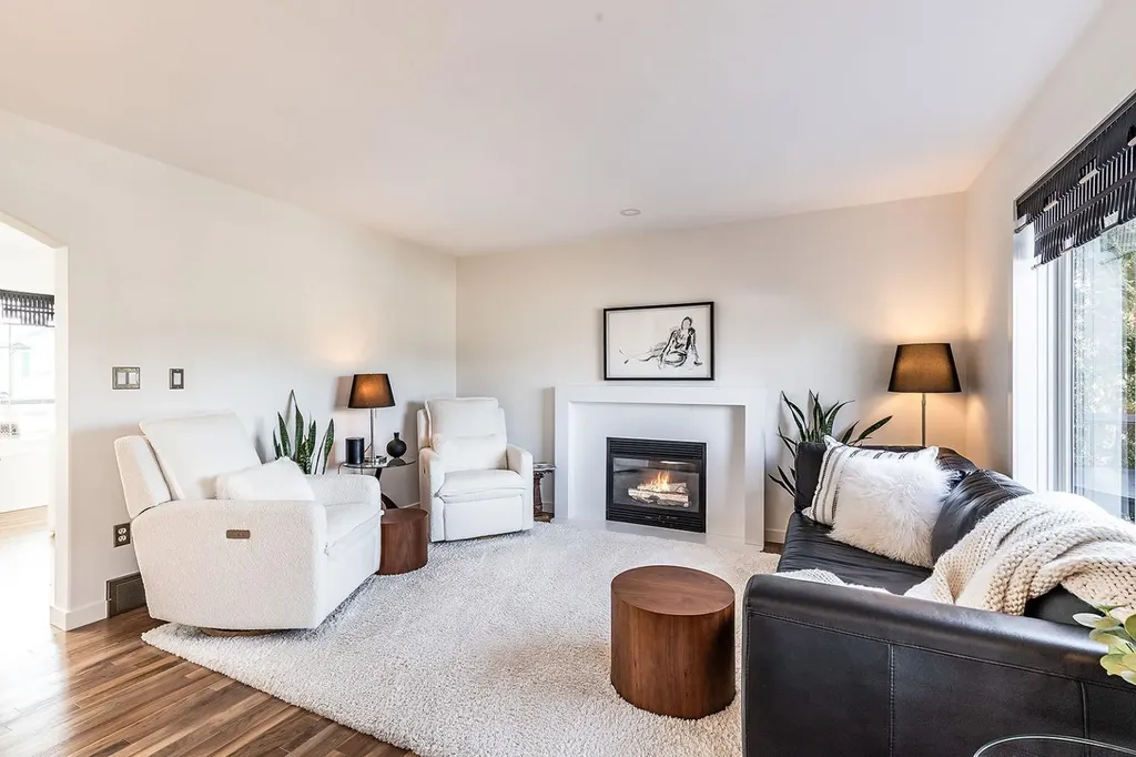 592 Hemingway Crescent NE Medicine Hat AB T1C1X4