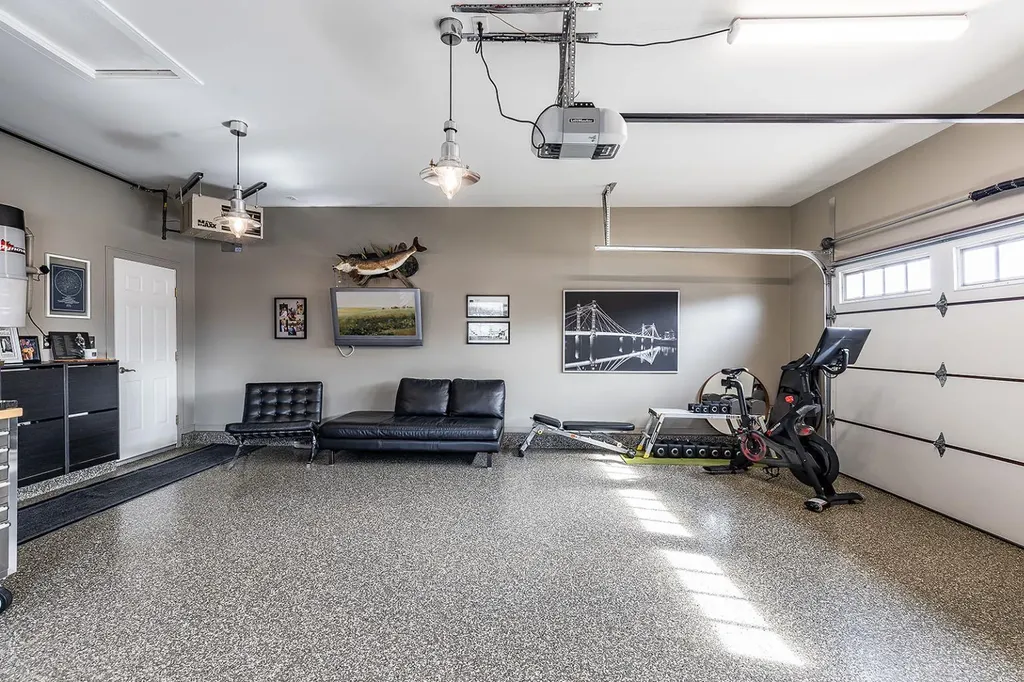 592 Hemingway Crescent NE Medicine Hat AB T1C1X4