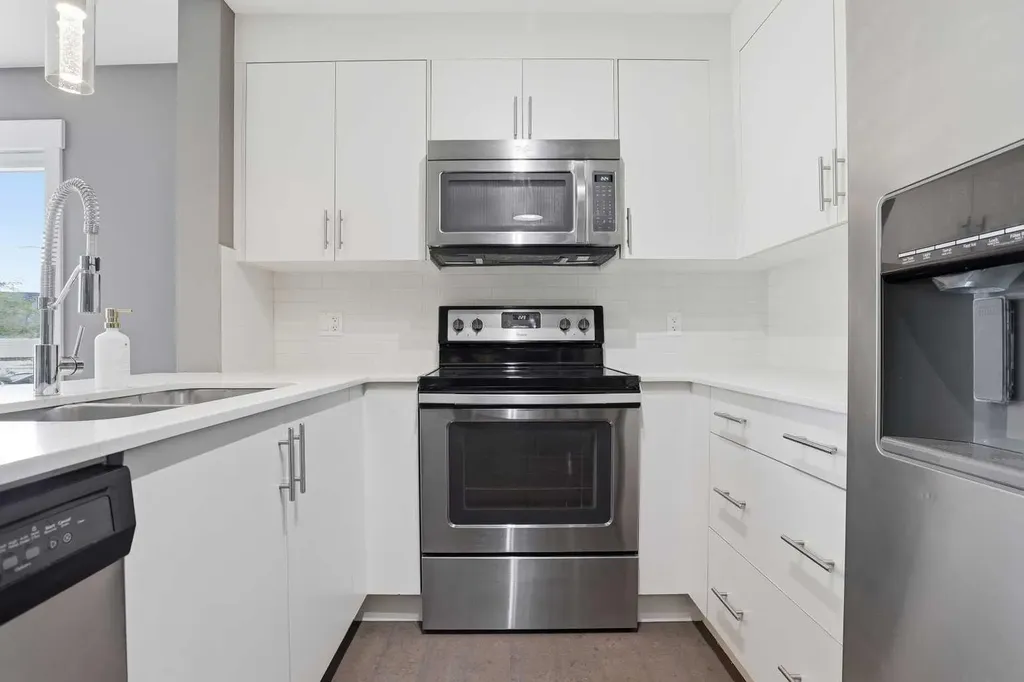 302 Skyview Ranch Drive NE Calgary AB T3N 0P5