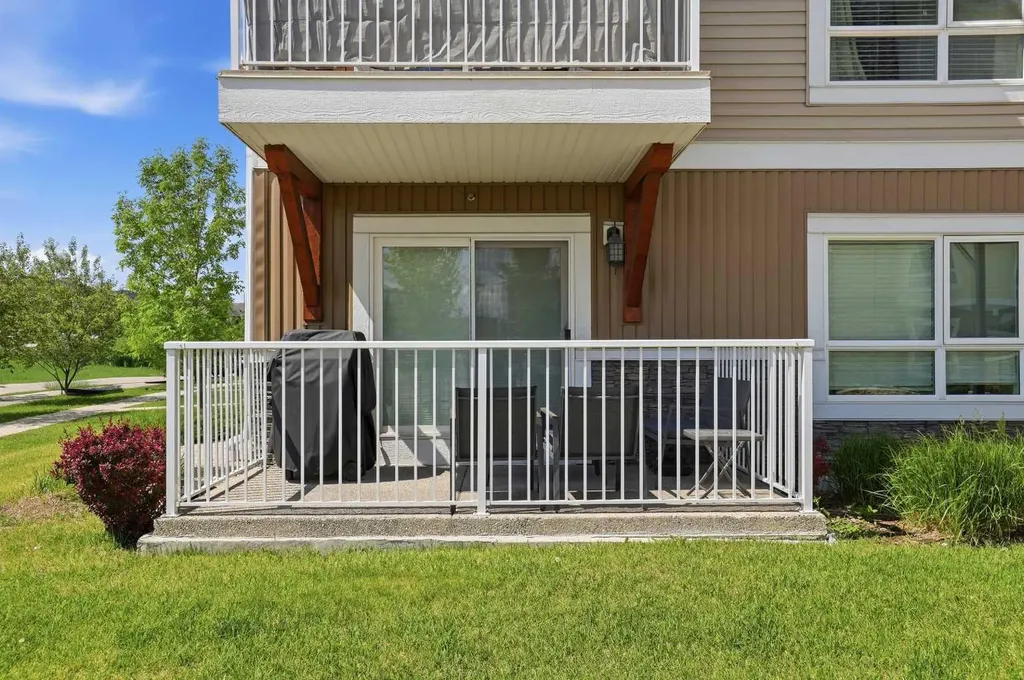 302 Skyview Ranch Drive NE Calgary AB T3N 0P5