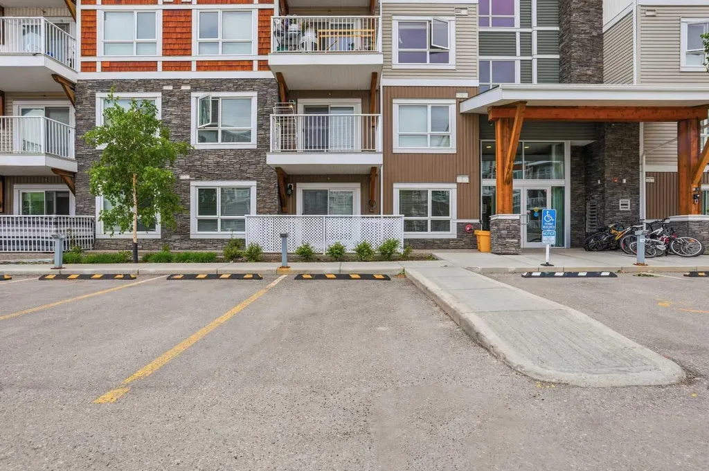 302 Skyview Ranch Drive NE Calgary AB T3N 0P5
