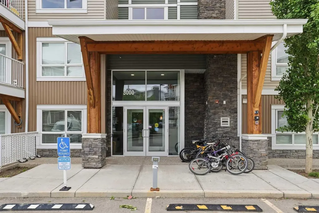 302 Skyview Ranch Drive NE Calgary AB T3N 0P5