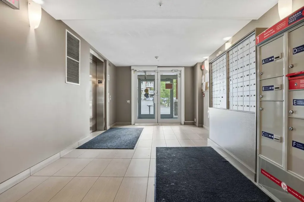 302 Skyview Ranch Drive NE Calgary AB T3N 0P5