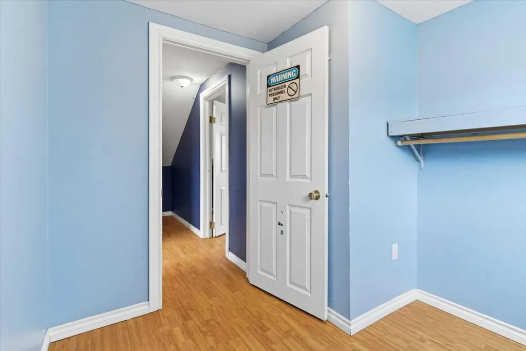 5214 51 Avenue N Valleyview AB T0H3N0