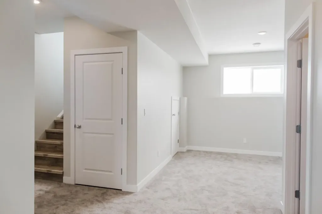 9825 96 Avenue Grande Prairie AB T8V0L8