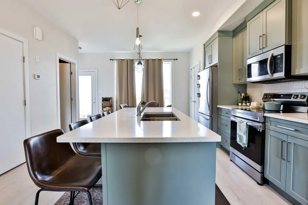 2729 47 Street S Lethbridge AB T1K 8J6