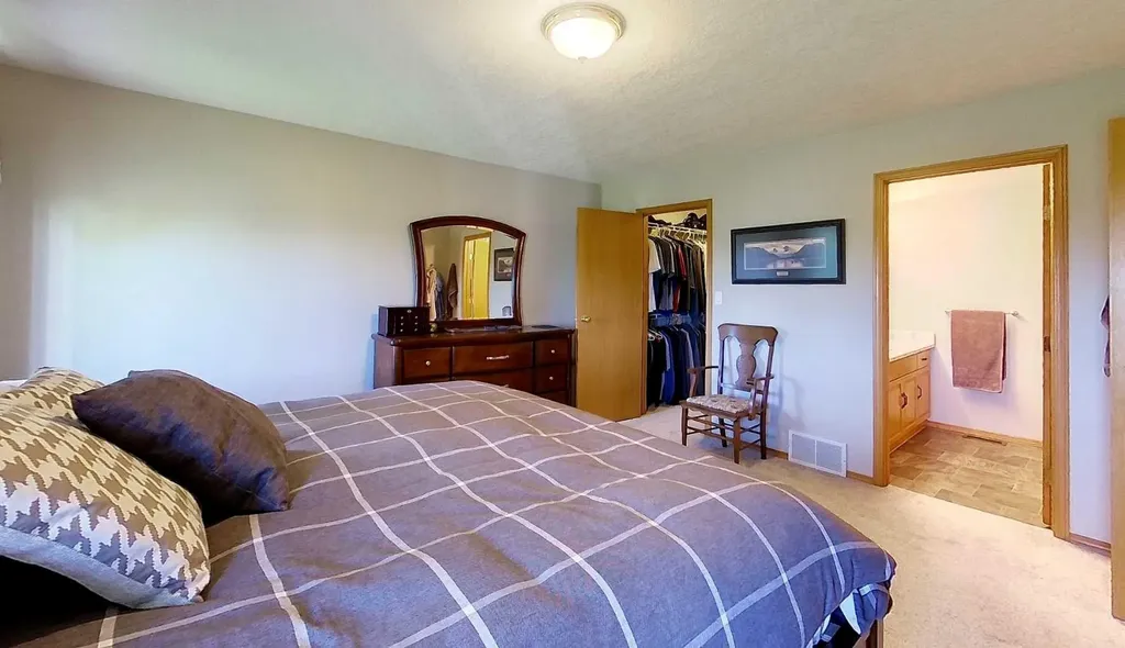 16203B Hwy 748 E Rural Yellowhead County AB T7E 3V6