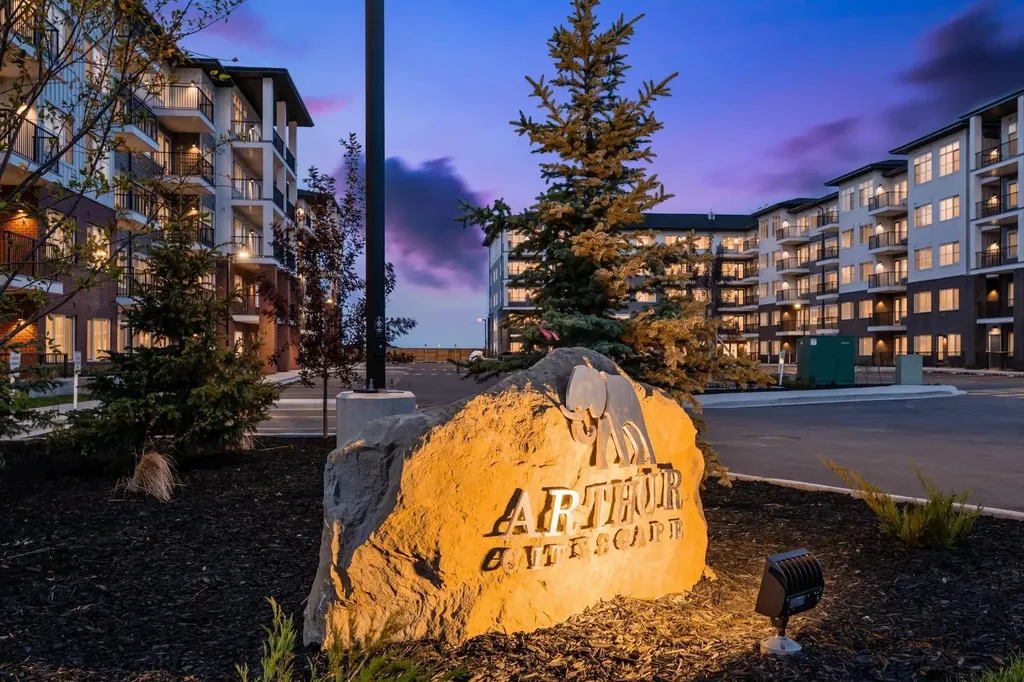 44 Skyview Parkway Calgary AB T3N2R8