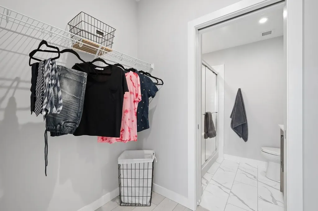 44 Skyview Parkway Calgary AB T3N2R8