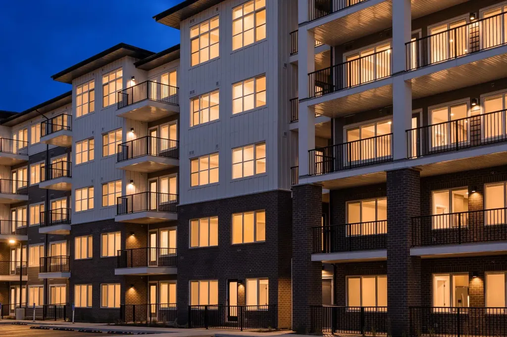 44 Skyview Parkway Calgary AB T3N2R8