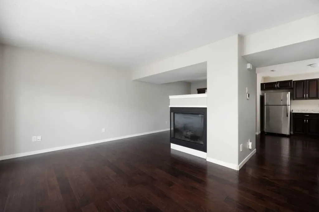 120 Warren Way Fort Mcmurray AB T9H 5J4
