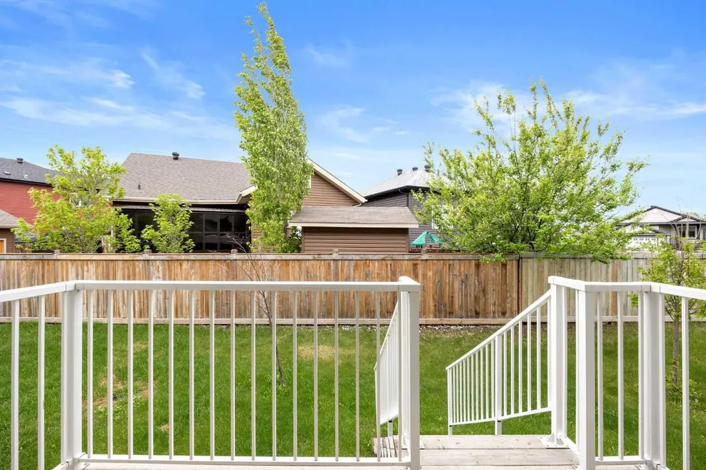 120 Warren Way Fort Mcmurray AB T9H 5J4