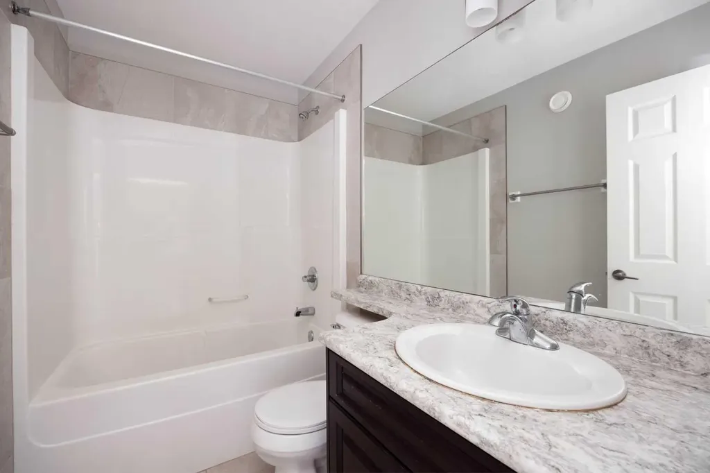 120 Warren Way Fort Mcmurray AB T9H 5J4