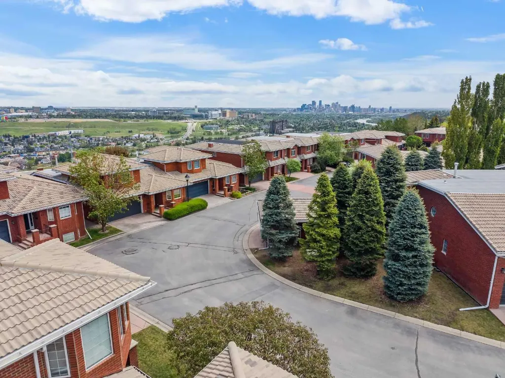 35 Prominence Path SW Calgary AB T3H2W7