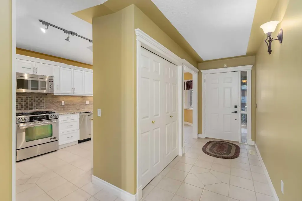 35 Prominence Path SW Calgary AB T3H2W7